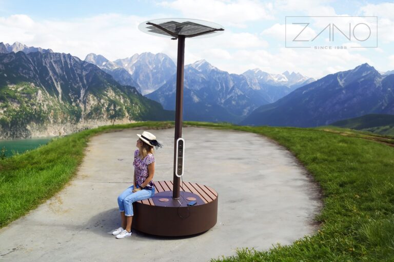 solar-charging-station-universe-19-055-photo-10